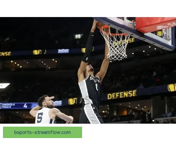 马刺豪取七连胜大胜灰熊锁定季后赛 文班19分15篮板7盖帽助力23胜